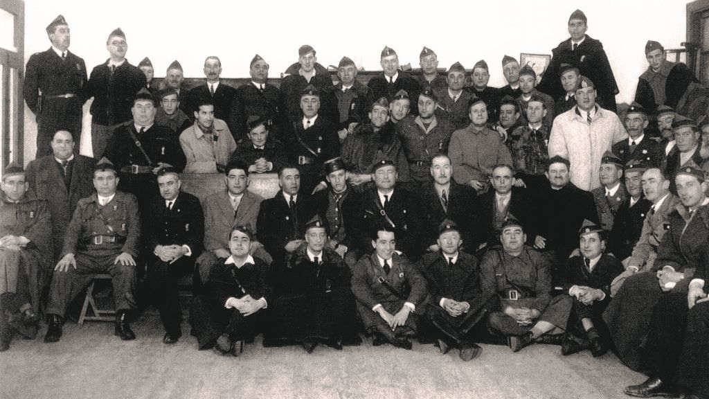 Membros da Garda Cívica de Pontevedra. (Foto: Cedida)