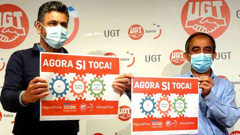 Os secretarios xerais de CCOO (esq.) e UXT (der.), Ram&oacute;n Sam&oacute;n Sarmiento e J. A. G&oacute;mez, presentaron as mobilizaci&oacute;ns (CCOO)