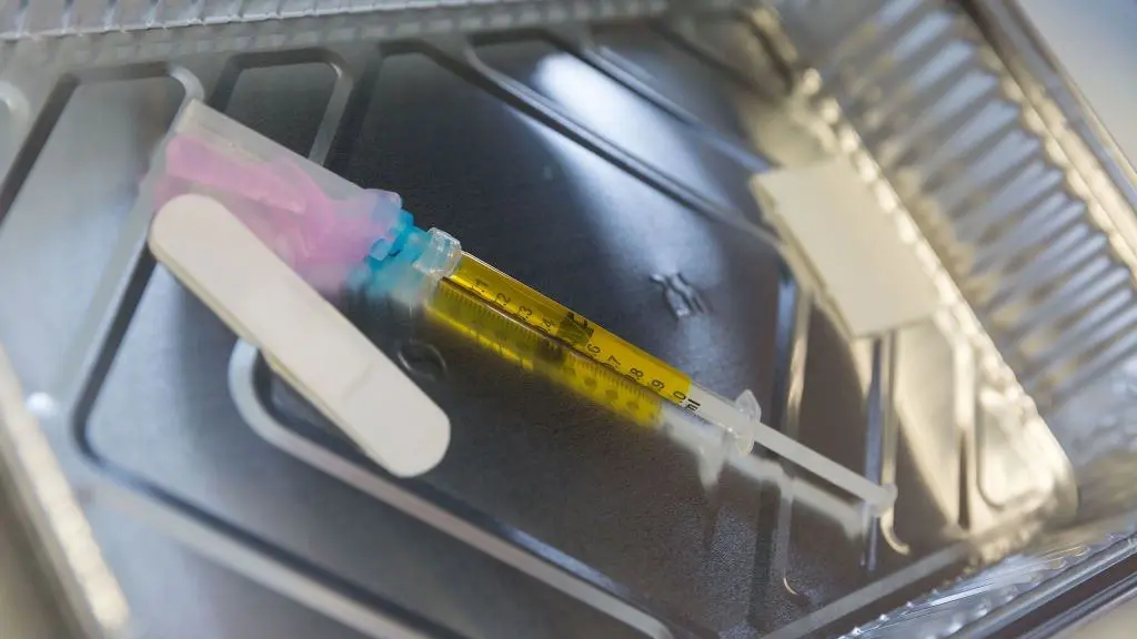 Vacina de Jannsen empregada nun ensaio cl&iacute;nico. (Foto: Universidade de Navarra)