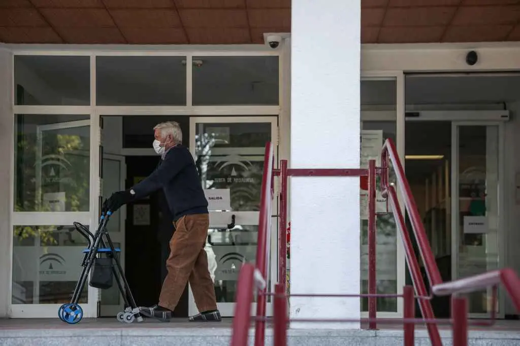 A falla de accesibilidade salienta nas inspecci&oacute;ns a xeri&aacute;tricos (Foto: Europa Press)