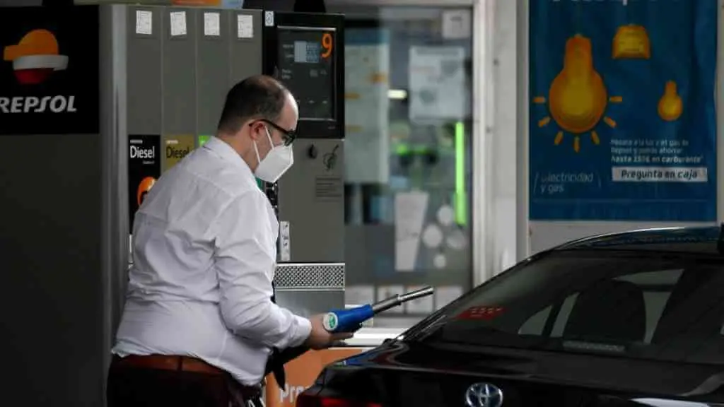 O prezo dos carbur&aacute;ntes impulsou a suba do IPC en agosto (Foto: &Oacute;scar Ca&ntilde;as / Europa Press).