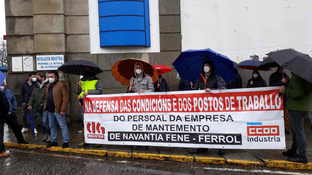 Mobilización do persoal da Unión Temporal de Empresas (UTE) Tecman-Rayma esta quinta feira diante das portas de Navantia Ferrol (Nós Diario)
