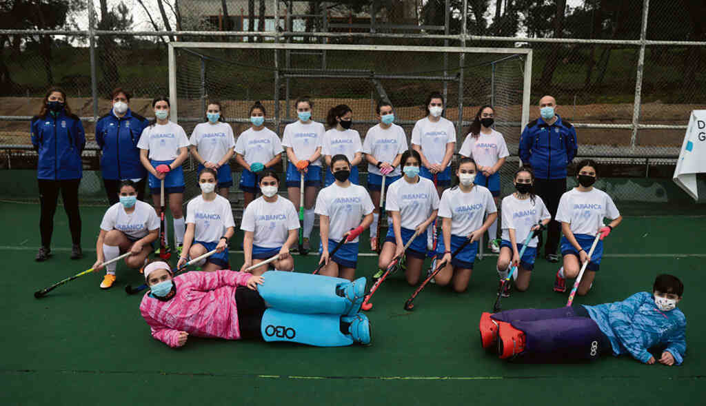 A selección Sub14 feminina preparada para xogar esta fin de semana en Ourense (FGH)
