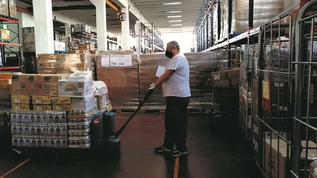 Banco de alimentos de Vigo, onde o n&uacute;mero de usuarios se disparou desde o comezo da pandemia. (Foto: Europa Press)