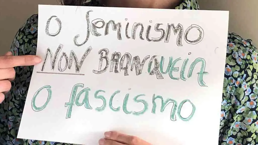 Imaxe dun dos carteis subidos &aacute; rede