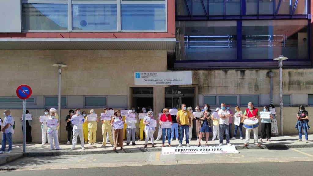 Concentración diante da Residencia Volta do Castro de Compostela o pasado 1 de setembro (Nós Diario)