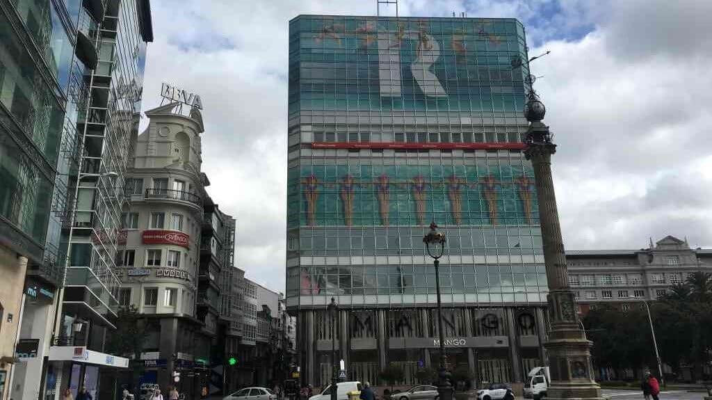 Oficinas centrais de R na Coruña (Xoán Roberes)