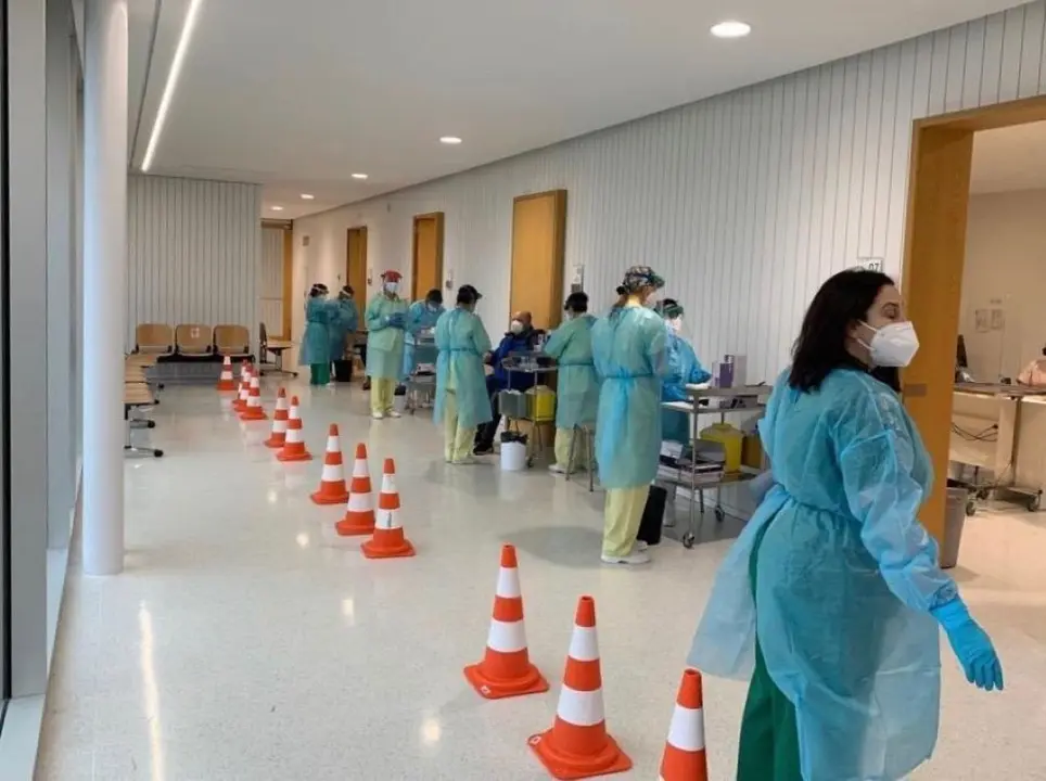 cribado para detectar casos de Covid-19 na &aacute;rea sanitaria de Santiago e Barbanza (Foto: Sergas)
