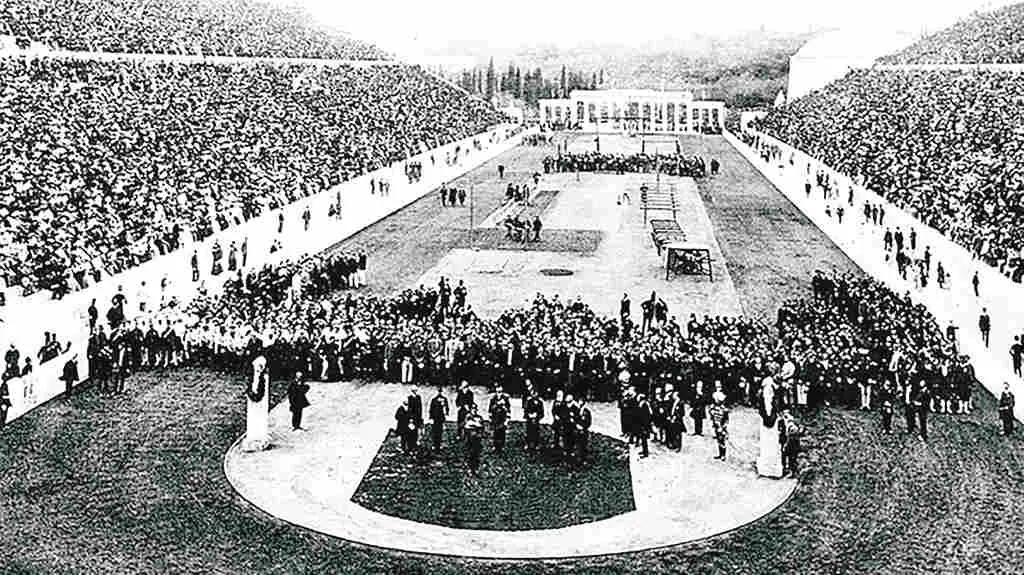 A cerimonia inaugural de Atenas 1896 congregou 80.000 persoas nun Estadio Panathinaik&oacute; que foi completamente reconstru&iacute;do con m&aacute;rmore. (Foto: N&oacute;s Diario).