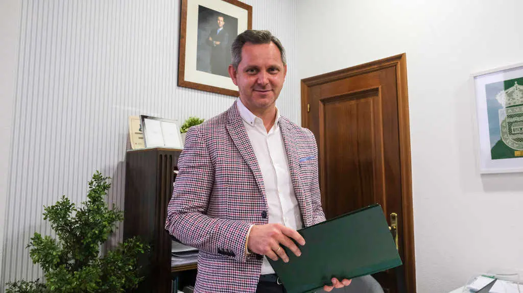 Xos&eacute; Mi&ntilde;ones, delegado do Goberno na Galiza. (Foto: C&eacute;sar Arxina / Europa Press)
