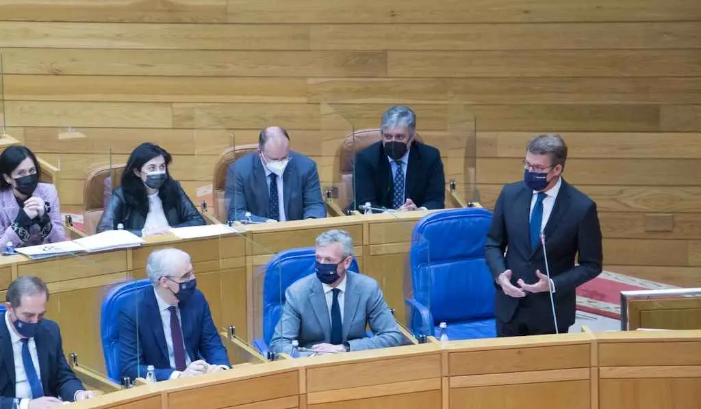 Alberto Núñez Feixoo na sesión de control ao Goberno galego deste 14 de abril