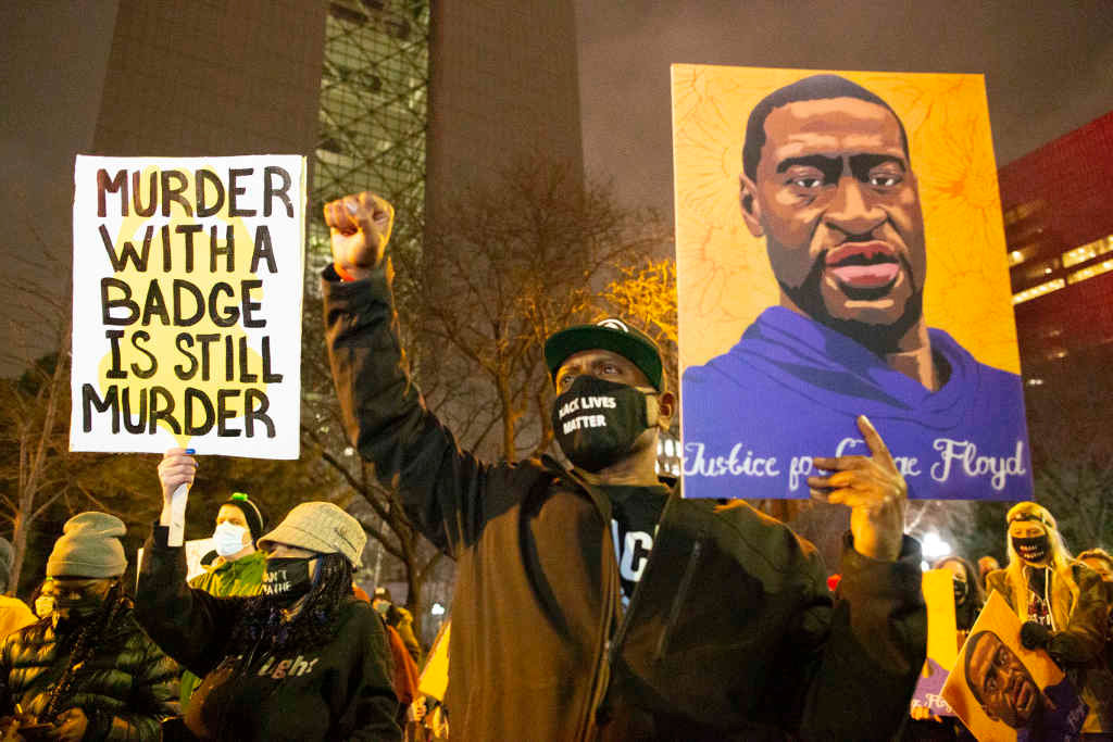 Protesta contra a violencia policial contra os afroamericanos en Estados Unidos hai dúas semana. Foto: