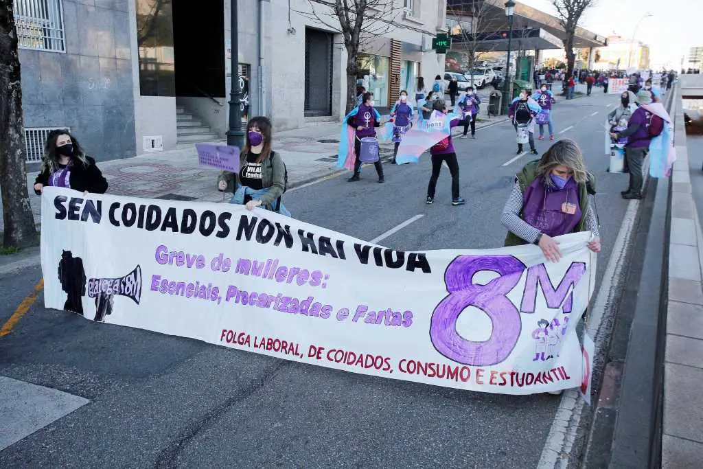 'Sen coidados non hai vida', un dos lemas do pasado 8-M (Foto: Europa Press)