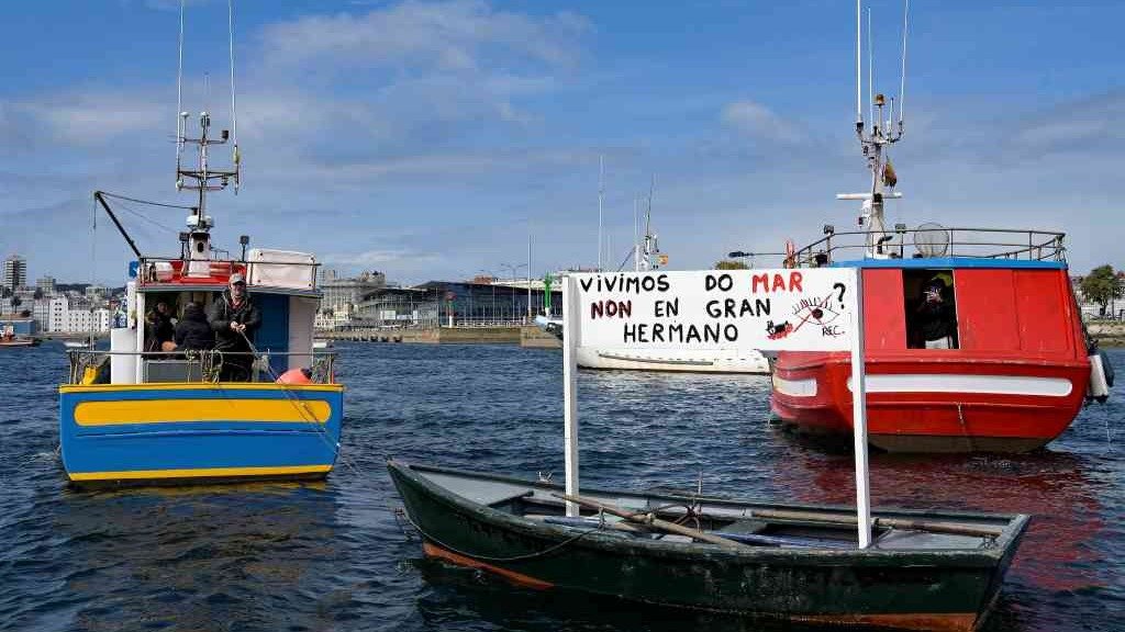 Protesta da frota no porto da Coruña, o pasado 26 de marzo (Imaxe: M. Dylan / Europa Press).
