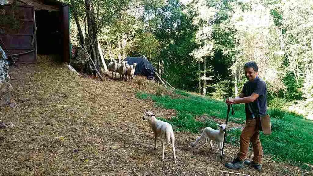 A intenci&oacute;n de Bruno R&uacute;a pasa por espallar o co&ntilde;ecemento da comarca de Monterrei. (Foto: N&oacute;s Diario)