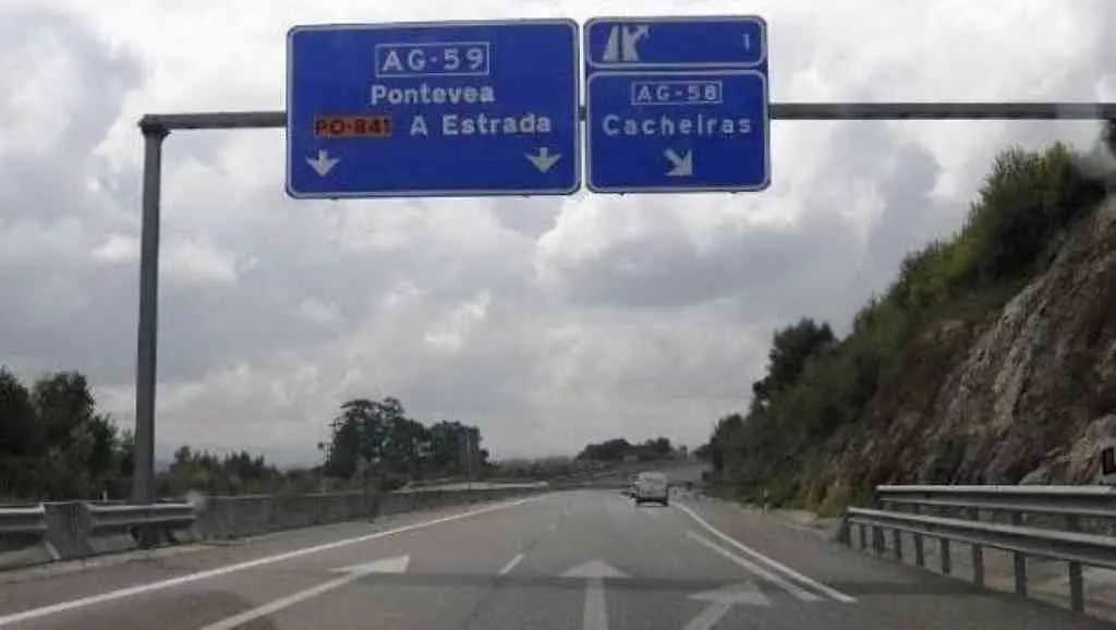 O cobro por uso das autov&iacute;as e v&iacute;as de alta capacidade pode comprometer a competitividade dos produtos galegos no exterior (Foto: Adega).
