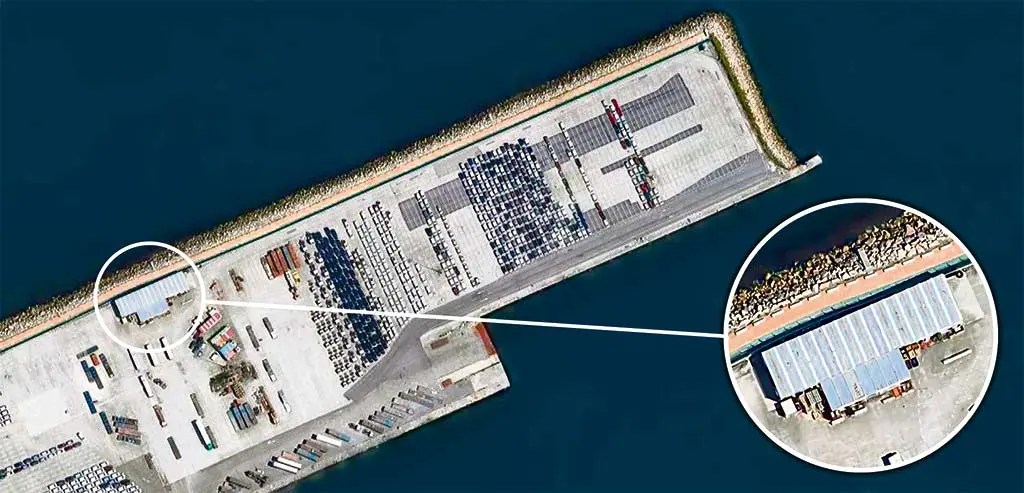 A empresa auxiliar de Stellantis ten a s&uacute;a nave na Zona Franca de Vigo. Na imaxe, panor&aacute;mica da parte inferior (Google Maps / N&oacute;s Diario).