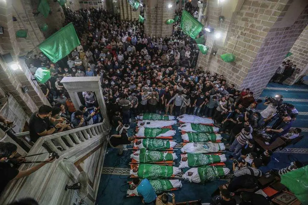 EuropaPress_3706912_13_may_2021_palestinian_territories_gaza_city_mourners_attend_the_funeral
