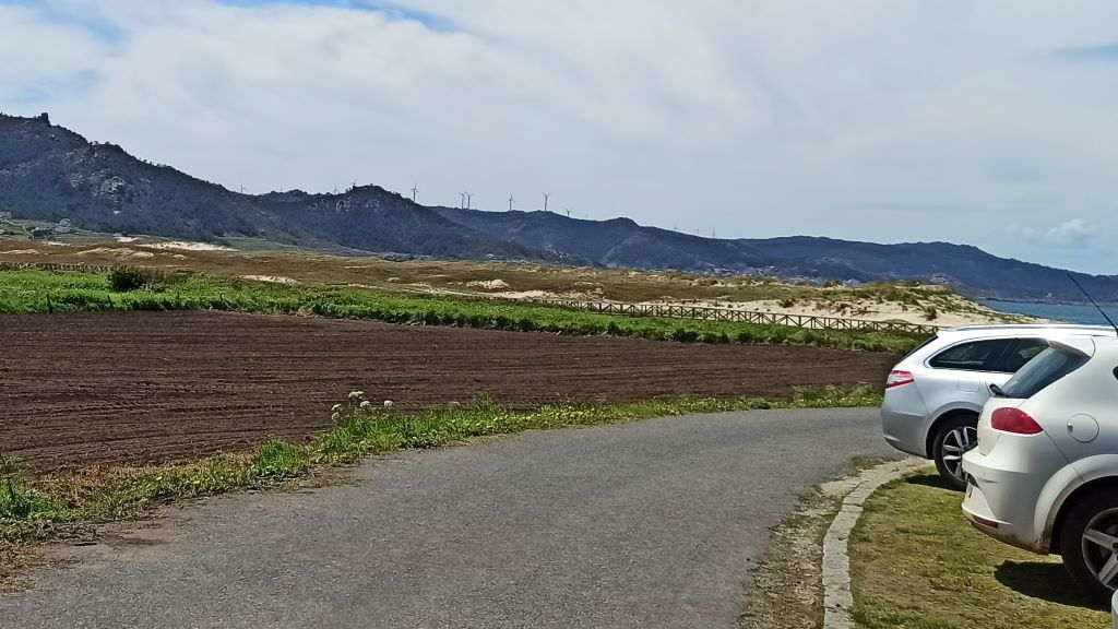 Vista dun parque eólico no litoral galego. (Foto: Nós Diario).