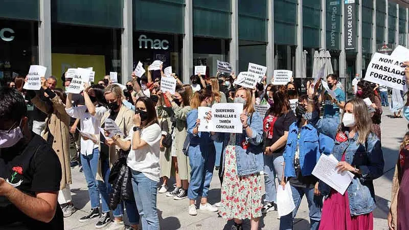 Concentraci&oacute;n das traballadoras e dos traballadores das marcas Oysho, Massimo Dutti, Zara Home e Pull&Bear onte na Coru&ntilde;a (N&oacute;s Diario).