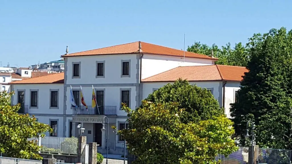 edificio autoridfade portuaria vilagarcia