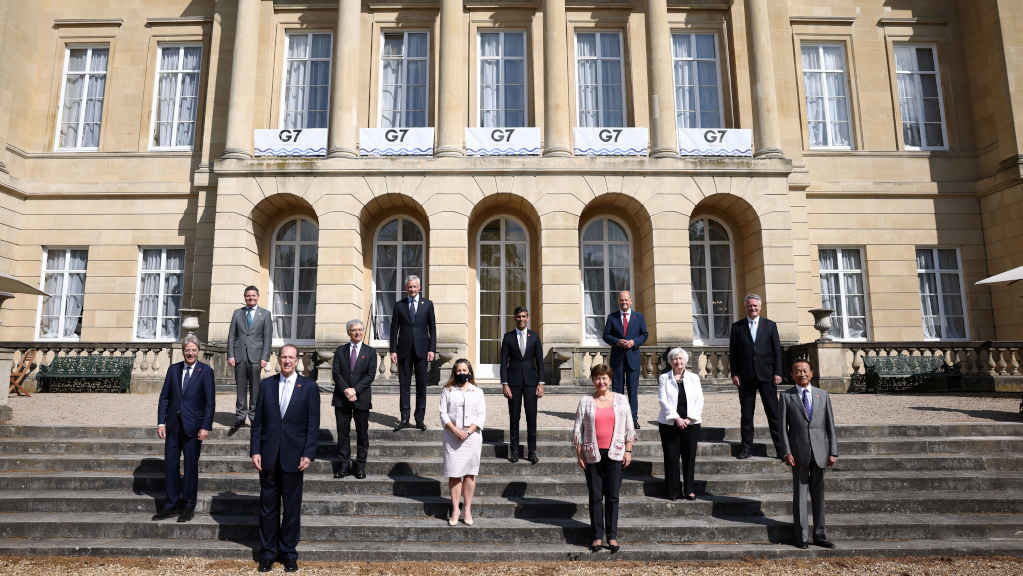 Participantes na xuntanza de ministerios de Finanzas do G7 (Foto: Henry Nicholls / PA Wire / Dpa)