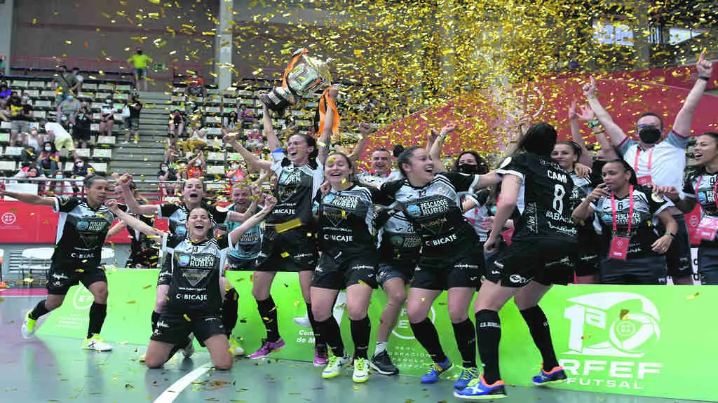 O Burela contin&uacute;a impar&aacute;bel. (Foto: RFEF).