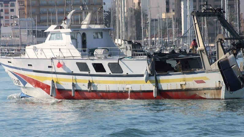 Barco arrastreiro (Cepesca)