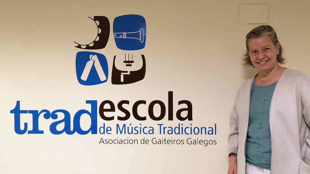 Mónica Fernández, coordinadora da Tradescola e técnico da Asociación de Gaiteiras Galegas (Nós Diario).