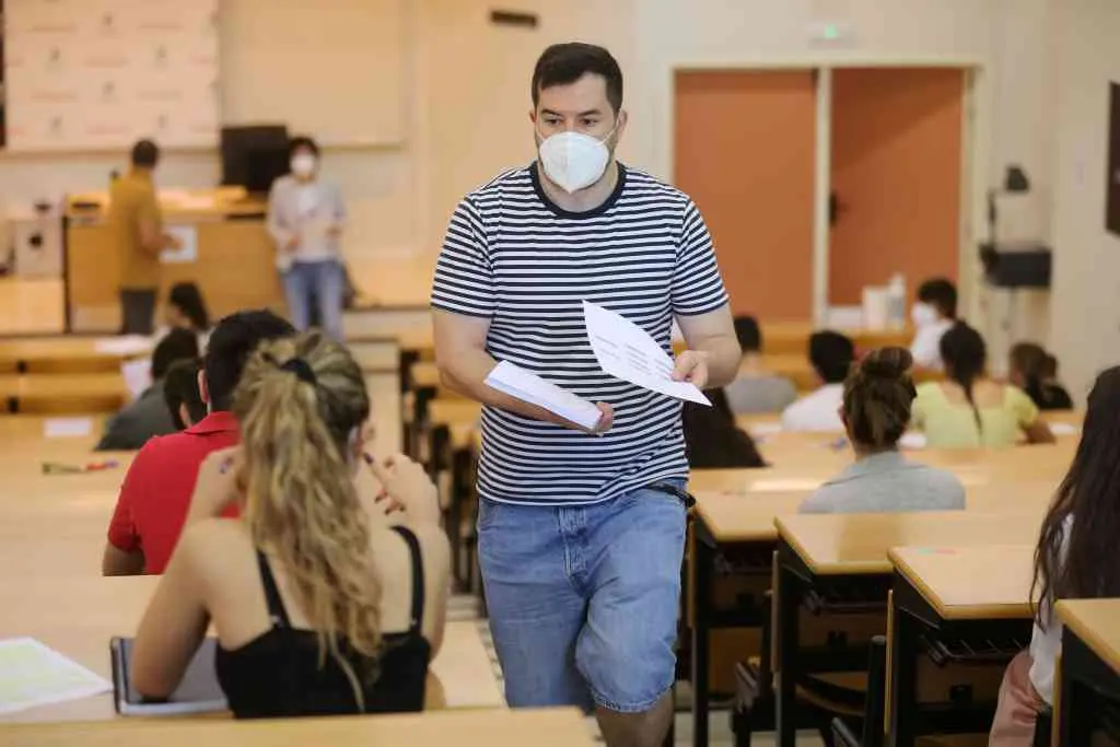 Profesorado de Secundaria. (Foto: Isabel Infantes / Europa Press)
