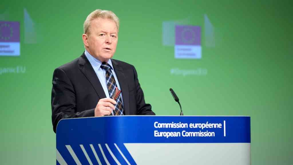 O comisario europeo de Agricultura, Janusz Wojciechowski (Foto:Claudio Centonze / DPA).