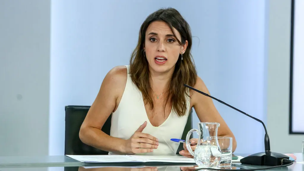 EuropaPress_3815115_ministra_igualdad_irene_montero_comparece_reunion_consejo_ministros_moncloa