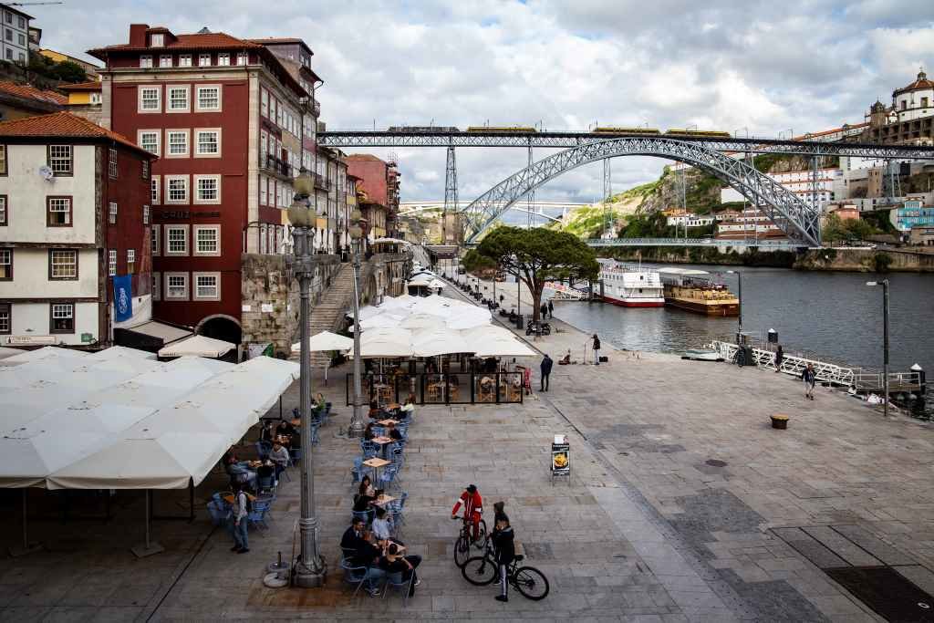 Terrazas en Porto (Rita Franca / Europa Press)