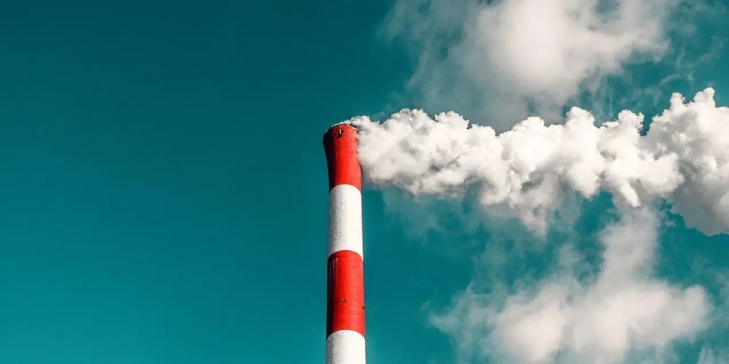 2018_pollution_emissions_smog_air_unsplash-photos