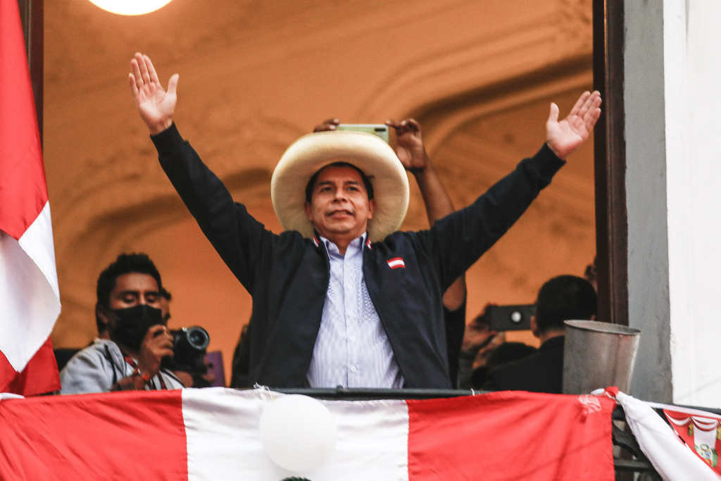 Pedro Castillo celebrando os resultados despois da xornada electoral. (Foto: Ricardo Moreira)