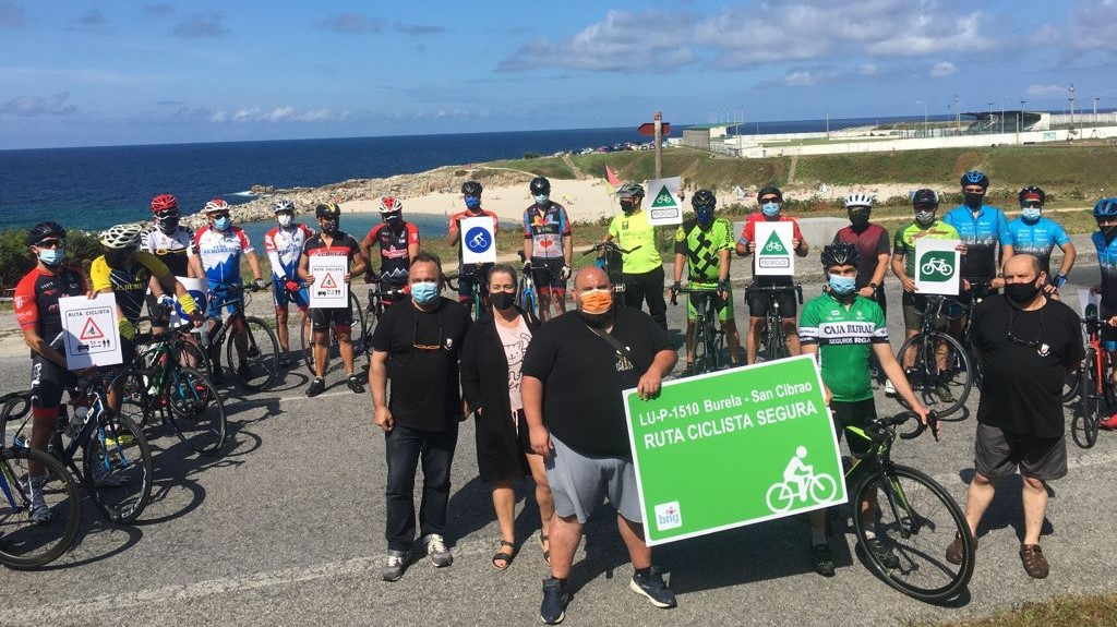 Clubs ciclistas reclaman a declaración dunha ruta segura entre Burela e San Cibrao.