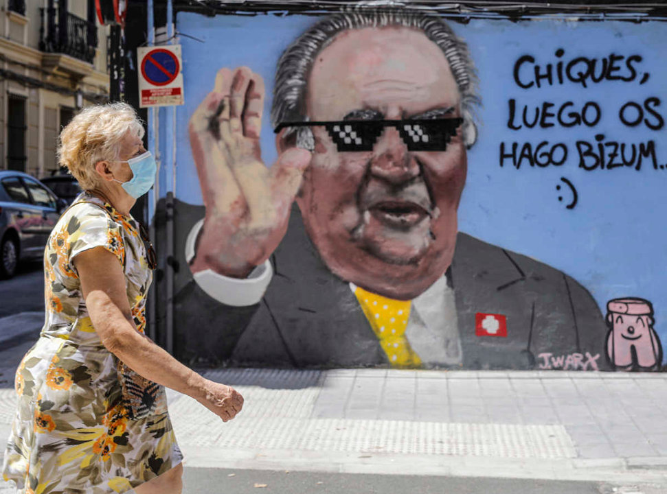 Graffiti nunha rúa de Valencia. (Foto: Rober Solsona)