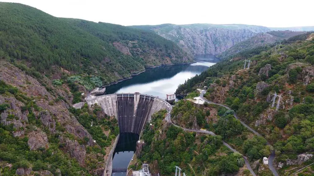 Un dos encoros que a multinacional Iberdrola ten na Galiza (Foto: N&oacute;s Diario)
