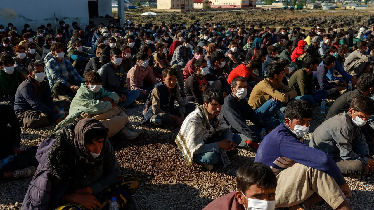 Refuxiados afg&aacute;ns. (Foto: Bradley Secker)