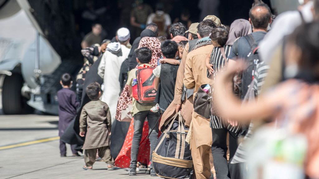 Evacuación de cidadáns afgáns o 24 de agosto por parte do EUA (Foto: Sgt. Samuel Ruiz / U.S. Marine / Pla / DPA).