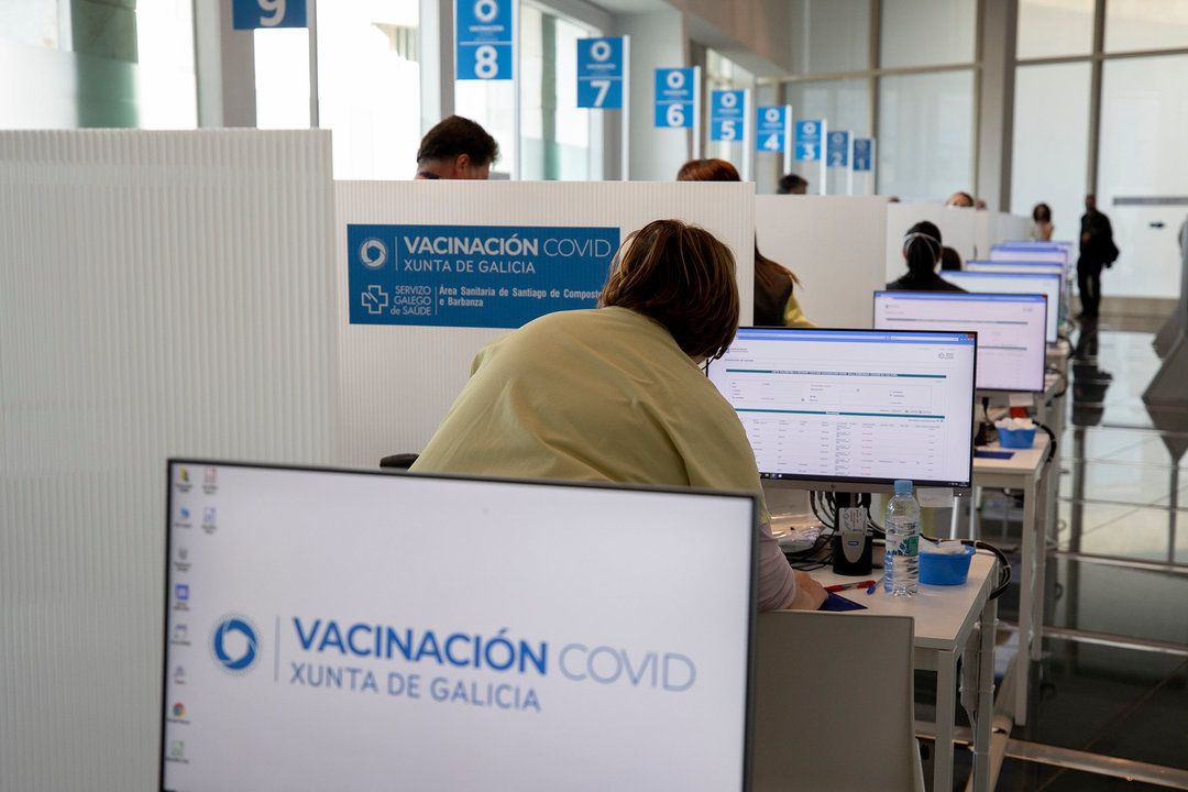 Punto de vacinacion masiva na Cidade da Cultura (Foto: Xunta da Galiza).
