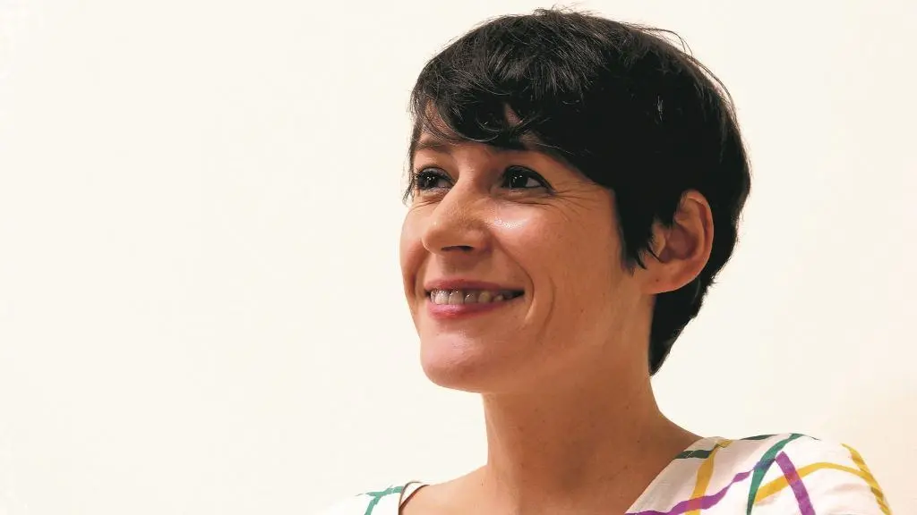 Ana Pont&oacute;n, no seu despacho no Parlamento da Galiza. (Foto: Arxina)