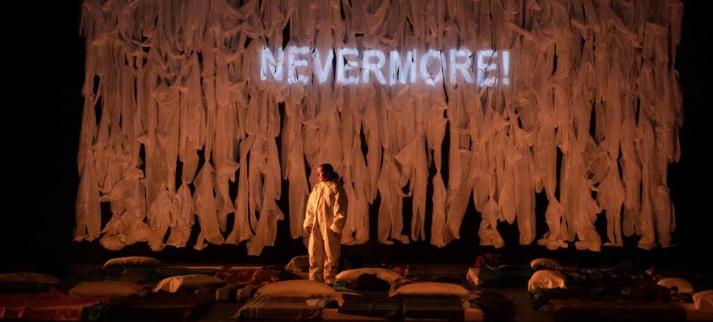 Escena de 'N.e.v.e.r.m.o.r.e.', o último espectáculo teatral de Chévere. (Foto: Tino Viz / Chévere).