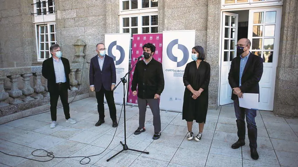 Un momento da presentaci&oacute;n decorrida esta quinta feira en Compostela. (Foto: Pixi Arnoso)