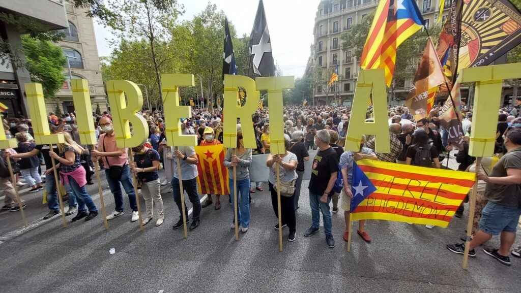 Concentración contra a detención de Puigdemont (Imaxe: Vilaweb)