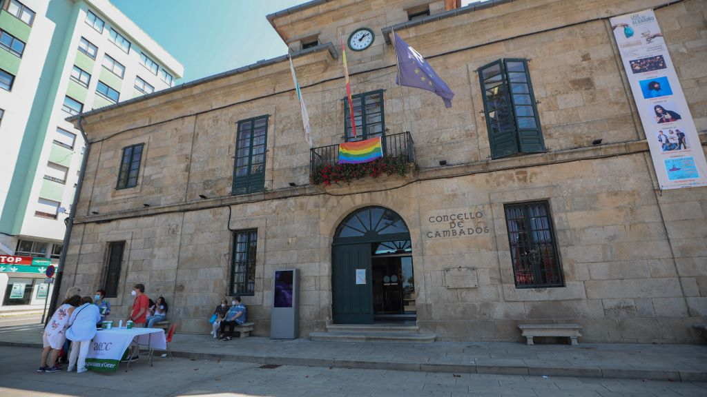 VIsta da fachada do Concello de Cambados, nunha imaxe de arquivo. (Foto: Beatriz Ciscar / Europa Press)