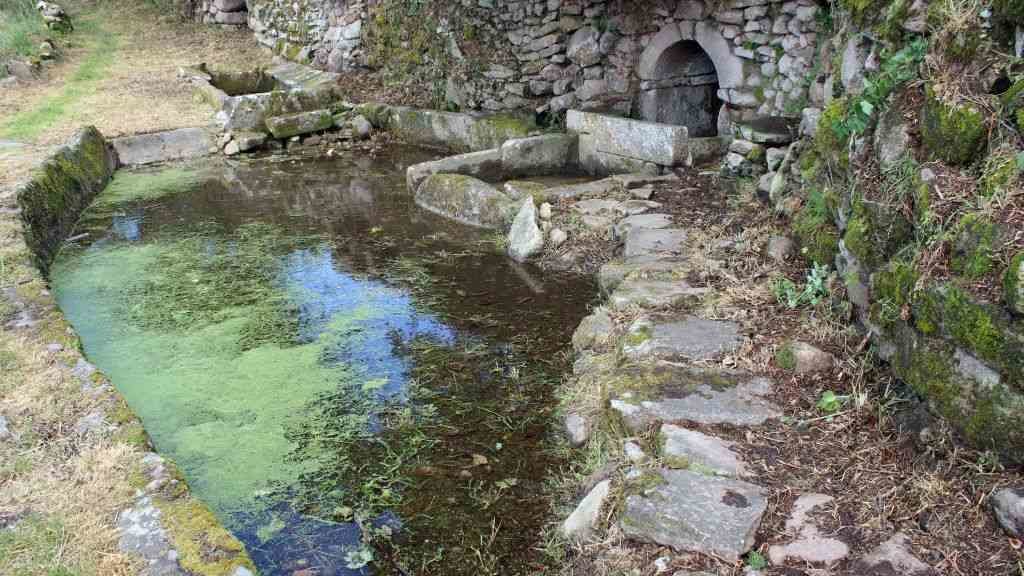 Recuncho de Baños de Molgas (Fonte das Ninfas-Santa Eufemia de Ambía), onde se rexistra o apelido Maside. (Foto: Héitor Picallo)