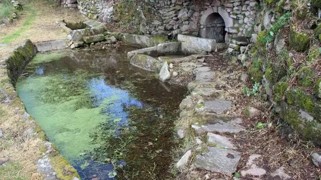 Recuncho de Ba&ntilde;os de Molgas (Fonte das Ninfas-Santa Eufemia de Amb&iacute;a), onde se rexistra o apelido Maside. (Foto: H&eacute;itor Picallo)