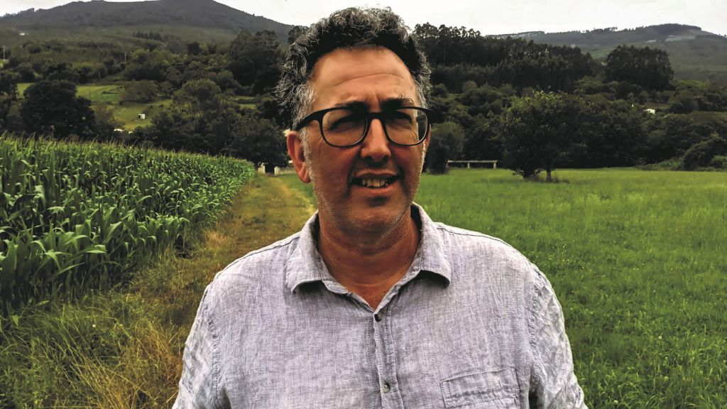 Eliseo Fernández, historiador e coordinador do coleccionábel 'As guerrillas galegas ao descuberto'. (Foto: Nós Diario)