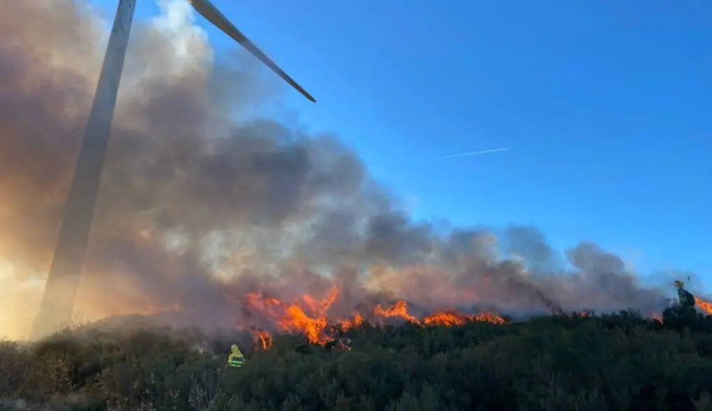 incendio e&oacute;lico serra do faro Bombeiros UGT